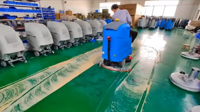 张掖2023年还在用人工的物业保洁不妨试试洗地机吧